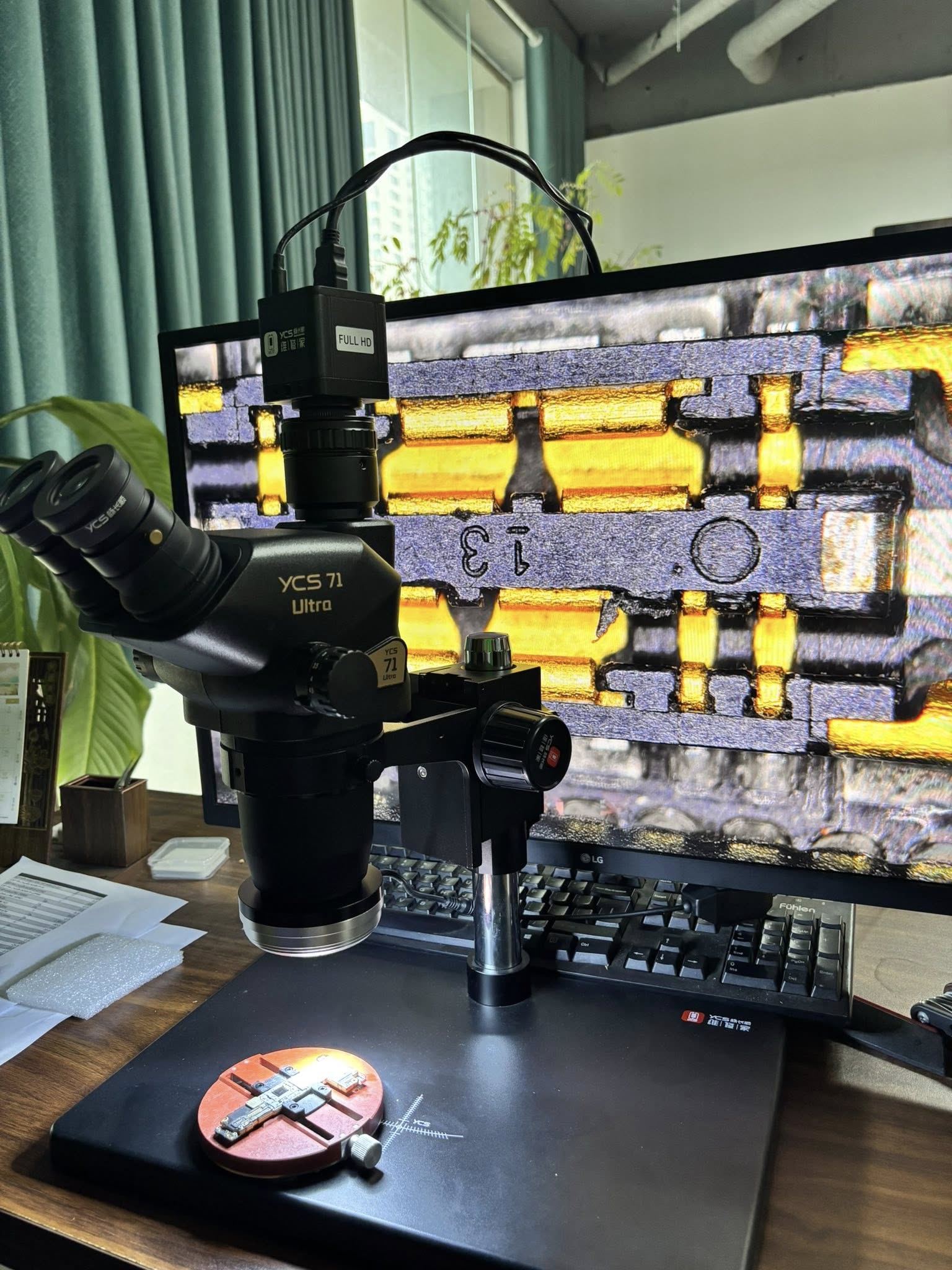 YCS 71 Ultra Mikroskop